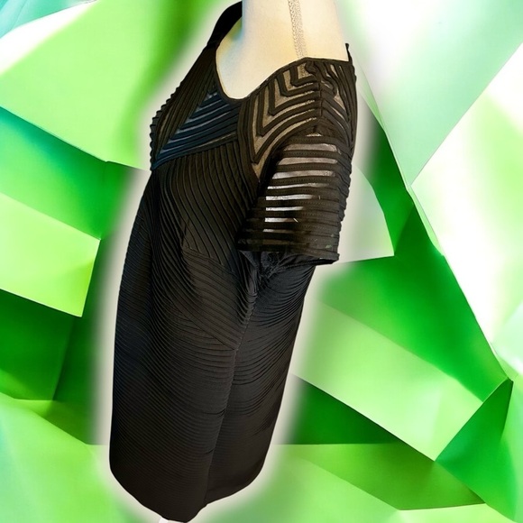 Calvin Klein ‘Plus Size Illusion Banded Sheath Dress’ in Black Size 16W - Picture 9 of 16